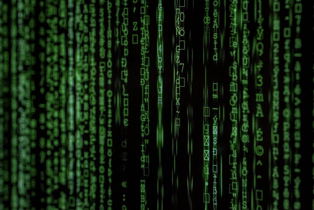 Türkise Leuchtanzeige als abstraktes Motiv für digitale Sicherheitsüberwachung